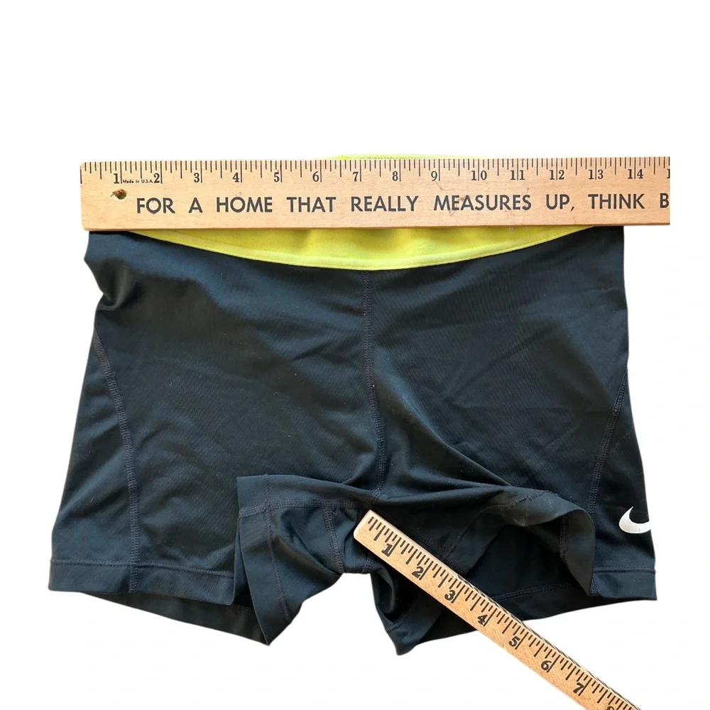 Nike Pro Women’s Compression Shorts Black Neon Green‎ Waistband Size L